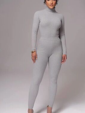 JLUXLABEL Basics leggings in a heather gray jersey knit.
